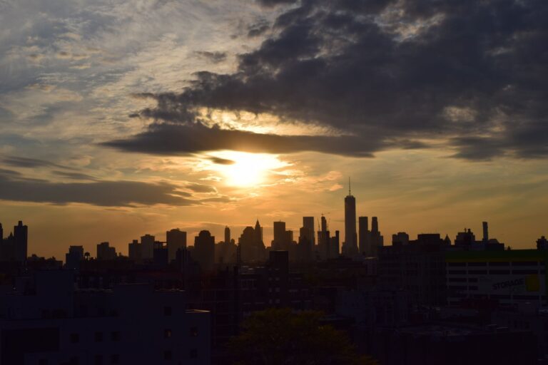 Skyline von Manhattan in New York City bei Tag